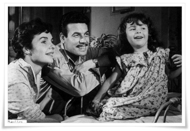 Trk sinemasnda r aan, Ayecik adyla bilinen Zeynep Deirmenciolu'nun imdi sakin bir hayat var. te Deirmenciolu'nun son hali...