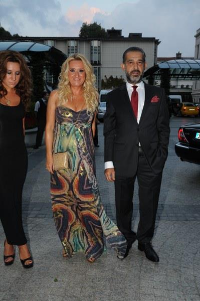 En son 1976 ylnda bir filmde rol alan Kahraman Kral artk mobilya sektrnde alyor.