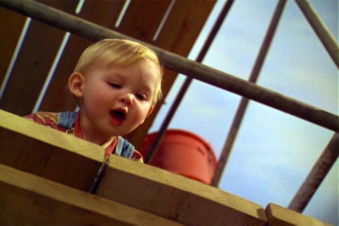 Eminiz ki hepiniz bu sahnenin ardndan bu sevimli bebein karlmasna nce zldnz, sonra da onu karanlara yaatt maceralara bol bol gldnz.