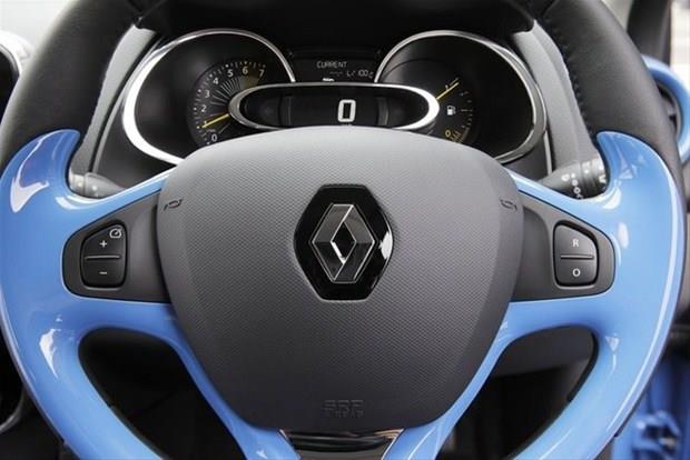 KISA SLECEK ZELL Clio Ksa Silecek Komutu, Silicek Kolunu Kendinize Doru 1 Kez ekmekle alr..