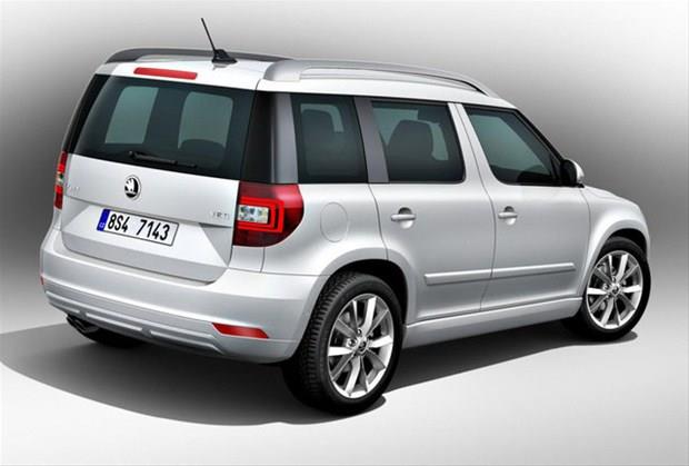 SKODA ROOMSTER Geri vitese taknca egsos gazn ieri almasn diye hava giriini kapatr.  sirklasyon zellii otomtik olarak devreye girer