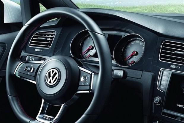 Geri vitese takldnda sa aynann aa inmesi