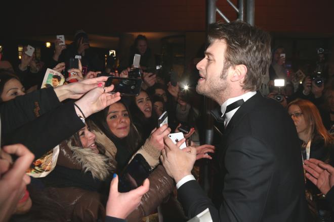 Cem Tatltu, bir izleyicinin "Azra Akn ile Kvan Tatltu birbirlerine ok yakyordu, neden ayrldlar?" sorusuna u cevb verdi.