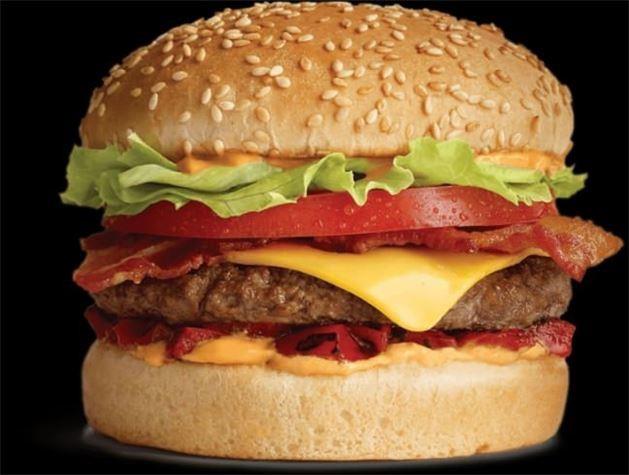 Piirmeme hilesi / Hamburgerde kullanlan etin/tavuun daha dolgun ve yumuak grnmesi iin sadece tek bir taraf ok az piiriliyor. Yiyecek de en gzel adan fotoraflanyor.