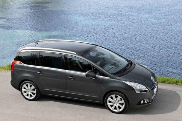 Peugeot 5008'lerde 5 bin TL'lik takas destei.