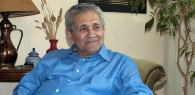 Turan Oflazolu, oyun yazar (1932)