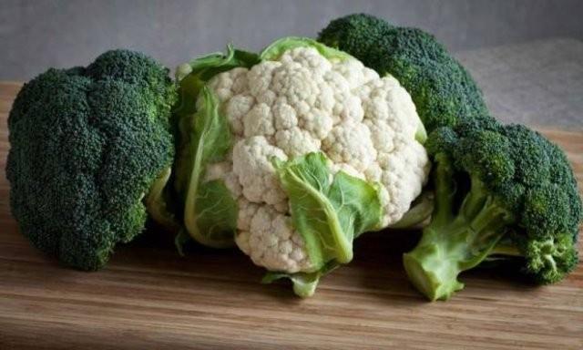 Salatalk, biber, karnabahar ve brokoli