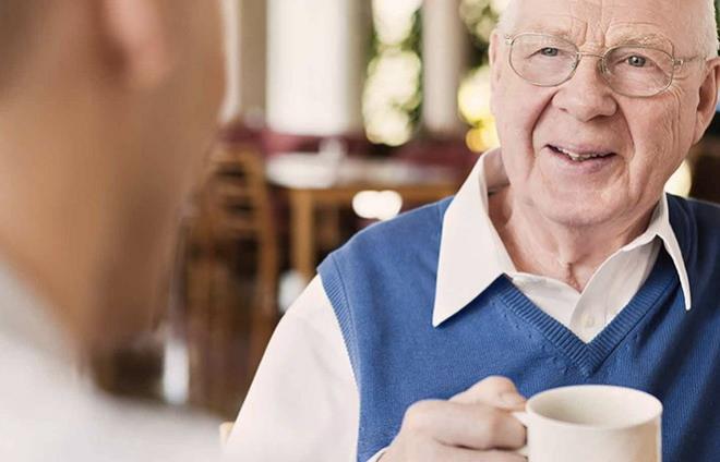 BEYN HCRELERNN KORUNMASI<br>  Yeil ayn beyin hcrelerinin ykmn engellemede ve hasarl hcreleri onararak Alzheimer ve Parkinson'u nlemede etkilidir.