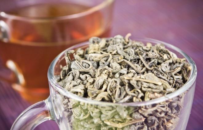 ANTVRAL<br>  Yeil ayn influenza (grip) virs zerinde antiviral etkisi olduu gsterilmitir.