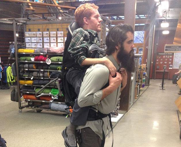 Bir kas hastal sonucu tekerlekli sandalyeye mahkum olan ABD&#8217;li Kevan Chandler, her zaman hayali olan Avrupa&#8217;y gezme plann arkadalar sayesinde gerekletirecek.