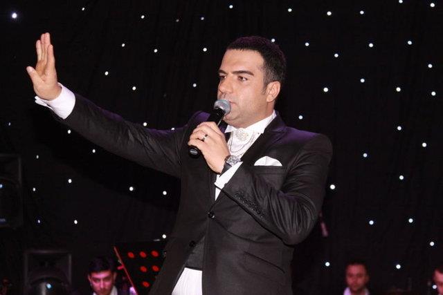 arkc, "Genken alp, gelecee yatrm yapmak lazm. Kaynpederimle Paris'in ortasnda market atm" dedi.