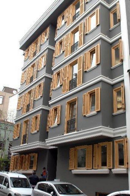 Yeni yatrm gecekonduya mirzalolu&#8217;nun yeni binas, bodrumla beraber toplam 7 kattan oluuyor ve her katta 45&#8217;er metrekarelik iki daire bulunuyor.