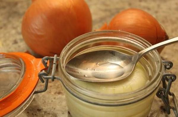 Daha sonra soutulup iine bal ilave edilerek cam bir ieye dolduruluyor. Karm sabah kahvaltdan nce bir orba ka imek gerekiyor.