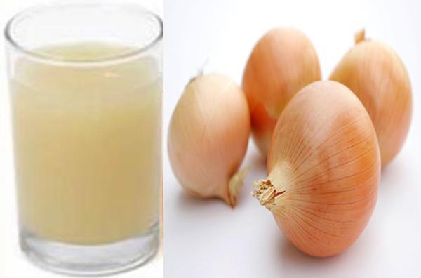 Ardndan ksk atete yaklak yarm saat kaynatlyor. Bu karm miktar 3 bardak azalacak ekilde ocakta tutuluyor.