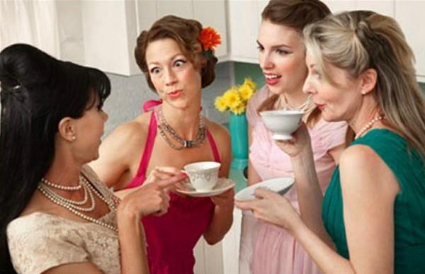 Dedikodu yapaca zaman "Dedikodu yapmak gibi olmasn ama'" demek