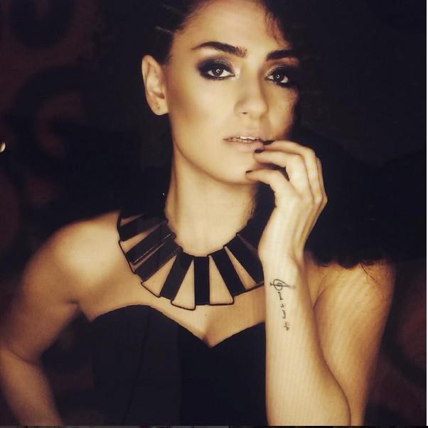 Vurulduunda hastaneye gittiniz mi?    - Evet. Babam yedi sene nce kaybettim. Kalp krizinden. O olaydan sonra brahim Bey&#8217;in vurulduunu duyunca hastaneye gitme ihtiyac hissettim. gdsel bir hareketti. Kan eker lafna inanmazdm ama gerekmi.