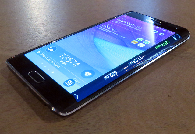 Galaxy Note Edge    Fiyat: 1.695 TL