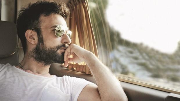 nl sanat Tarkan, getiimiz cuma gn Pnar Dilek ile evlendi. Tarkan'n Tarabya'daki villasnda dzenlenen nikah treninde iftin aileleri yerald. Sade bir trenle dnyaevine giren iftin, nmzdeki gnlerde dn treni gerekletirecei renildi.