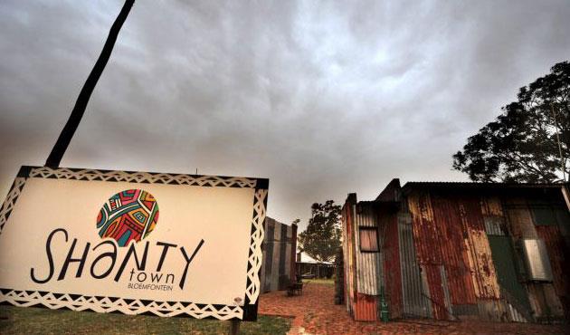 Otelin ad Shantytown.