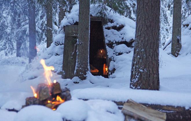 Otelin hi bir konforu yok. lks otellerin aksine misafirlerine elence ve lks sunmuyor.