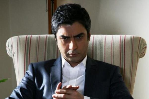 KURTLAR VADS Necati amaz'n baroln stlendii Kurtlar Vadisi yayn hayatnda 10 yl geride brakt. Eyll aynda bir kez daha izleyici ile buuacak olan dizi yine atv'de ekrana gelecek.