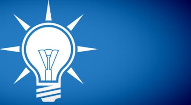 H�k�mete yak�nl���yla bilinen H�rriyet yazar� Abd�lkadir Selvi, bug�nk� yaz�s�nda Davuto�lu'nun koltu�una aday 5 ismi yazd�.