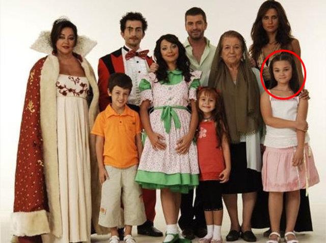 Bez Bebek ve Hatrla Sevgili dizilerinde rol alan kk oyuncu, Sibel Kasapolu byd.