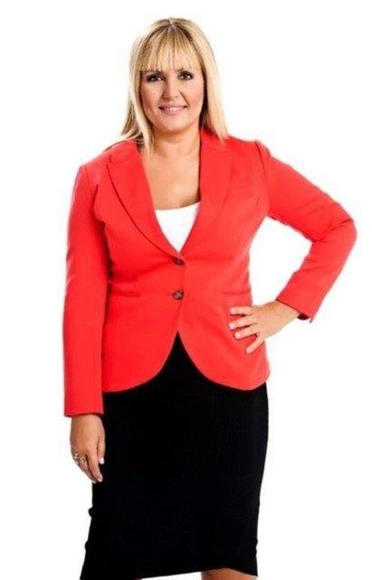 nl sunucu Seda Akgl'n yllar nceki fotoraflar ortaya kt.