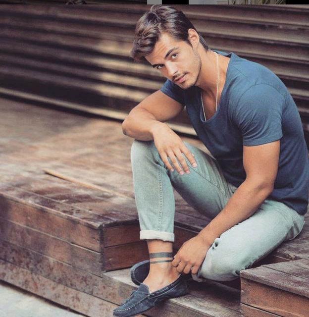 1.88 boyundaki Atan, Instagram fotoraflaryla hayranlarnn yreini hoplatyor...