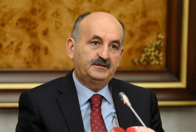 EKSLER: Partiyi srkleyecek bir performans sergileme ihtimalinin dkl... Babakan olarak belli alanlarda karsna kacak byk sorunlar... Hitabetinin gl olmamas...