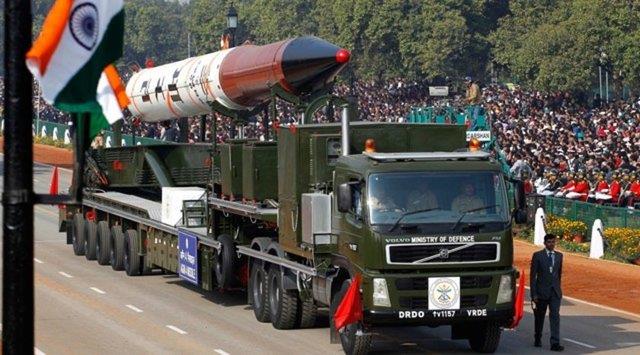 HNDSTAN  <br>  Agni Fzesi, Hindistan tarafndan in'in destei ile gelitirilmitir.  lk defa 1989 ylnda Chandipur'da denenen fzenin 4 eidi bulunuyor.