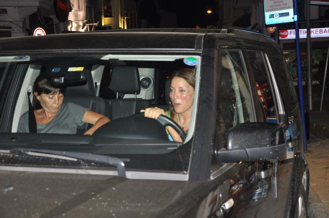 Yllarn eskitemedii nl arkc Akn Nur Yengi de yatrmn emlaa yapanlar arasnda. Haluk Bilginer'le biten evliliinden dnyaya gelen kz Nazl Bilginer'e Kartalkaya Dorukkaya'da tatil yapan nl arkc Akn Nur Yengi, emlak zengini kt.