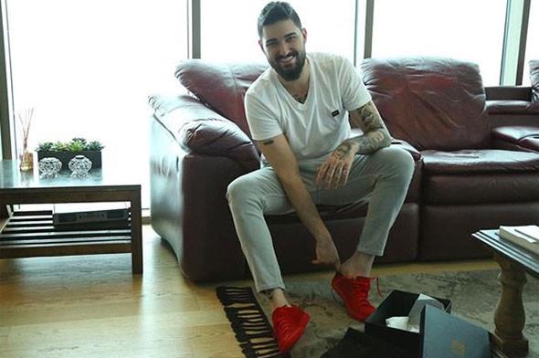 Lks yaamay seven gen arkc daha nce de bir ayakkabya 3 bin TL vermiti