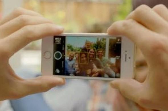 Eski fotoraflardan kurtulun. Yzlerce fotoraf telefonunuzda tutmak yerine bu fotoraflar iPhoto ile yedekleyebilir veya iCloud ile internete kaydedebilirsiniz. Bylece gereksiz fotoraflardan kurtulmu olursunuz.