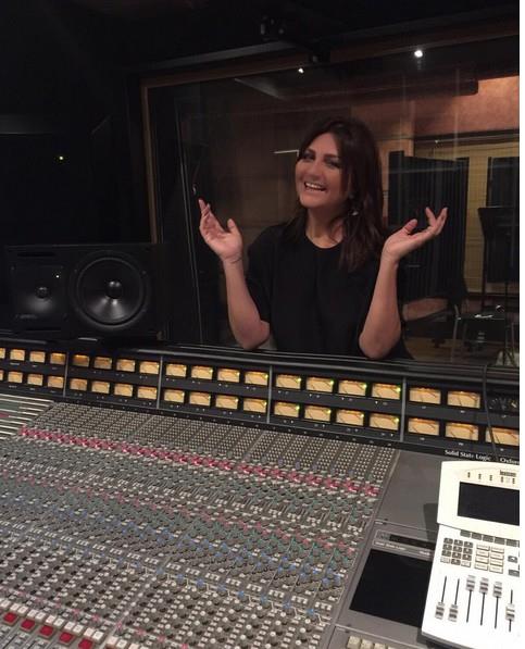 Sibel Can, 1988 ylnda evlendii Hakan Ural&#8217;dan 1999 ylnda boanmt.