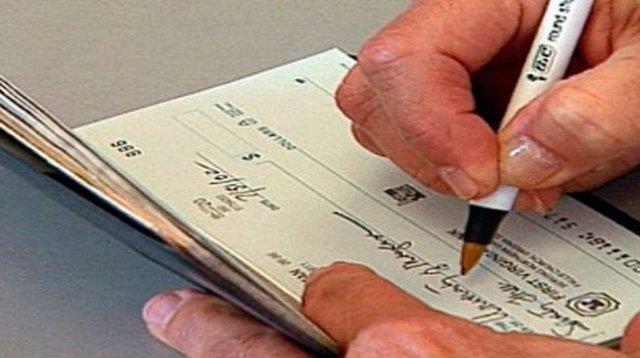 EK<br>  Modern banka ekinin kkeni de Araplarda kullanlan ve &#8220;sak&#8221; olarak adlandrlan bir katt.