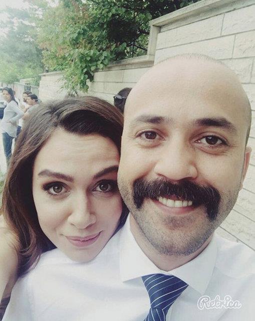 BRCE AKALAY    Sincapsn mincasn ama adamsn!! ok seviyorum!!