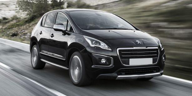 Peugeot 3008'lerde 5 bin TL fiyat avantaj uygulanyor.