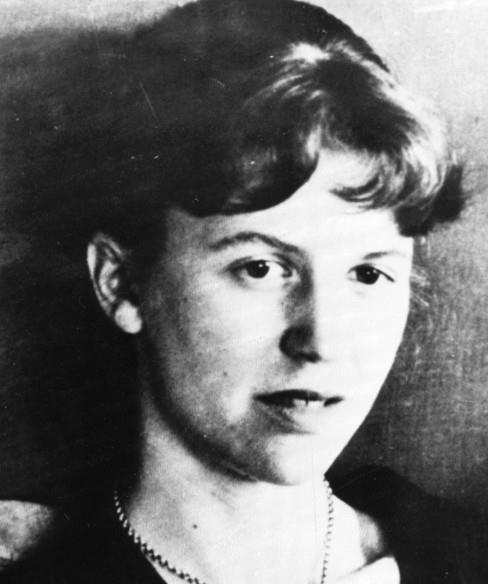 ntiharndan sonra yaynlanan gnlklerinde Plath, mutluluk ve mutsuzluu bir arada yaadn, fkenin ardndan okulu bir ruh haline brndn yazmt.