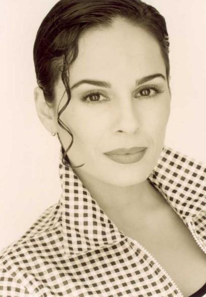 Trk pop mziinin yldzlarndan Demet Sarolu'nun elence olsun diye balad kumar tutkusu ksa srede kabusa dnt.