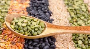 Kuru baklagiller<br>    Mercimek, fasulye, nohut gibi kuru baklagiller lif a��s�ndan zengindir.          Peki, lif neden �nemli? ��nk� lif d��k�n�n hacmini artt�rarak sindirim sisteminde ilerlemesini kolayla�t�r�r ve yolda toksinleri toplayarak v�cuttan at�lmas�n� sa�lar.