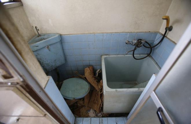 Ve evi tekrar kullan�labilir ya da �len ki�inin yak�nlar� taraf�ndan i�ine girilebilir hale getirmek...