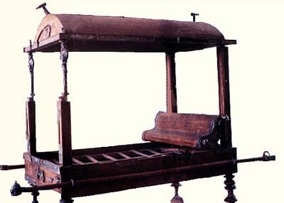 Ta��mac�l�k  <br>    Yine Roma zaman�nda icra edilen ve genelde k�lelerin kullan�ld��� bir meslek daha. Zengin ve varl�kl� kad�nlar�n i�ine bindikleri vagonlar� ta��y�p, onlar� b�t�n gezdirirlerdi.