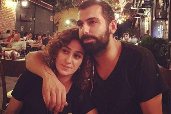 Davullu zurnal yaplan knada Gupse zay, Hasibe Eren, rem Sak, Onur Buldu ve Ayegl ve Uur Bilgin gibi nl isimler de Karada&#8217; yalnz brakmad.