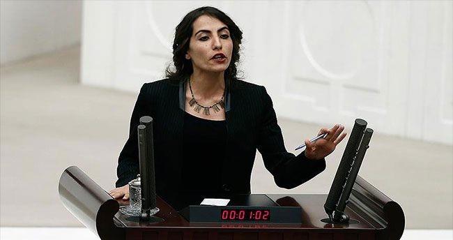 HDP Van Milletvekili Tuba Hezer ztrk<br>    3 fezleke.