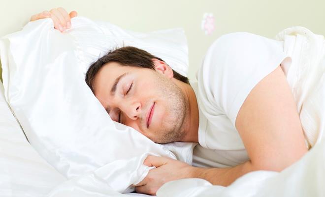 Deniz yldz pozisyonu: Pozisyon: Srtst ve kollar ban stnde uyku pozisyonu. Karakter: Deniz yldz eklinde uyuyanlar iyi bir dinleyici olup dolaysyla da gvenilir arkadadrlar. Ayrca bakalarna yardm etmekten hoanrlar ama ilgi oda olmak holarna gitmez