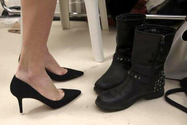 15. Kaliteli rnler aln<p>  Her alt ayda bir ucuz bir ift ayakkab almak yerine kaliteli bir ift alp yllarca giymek daha hesapl olacaktr.