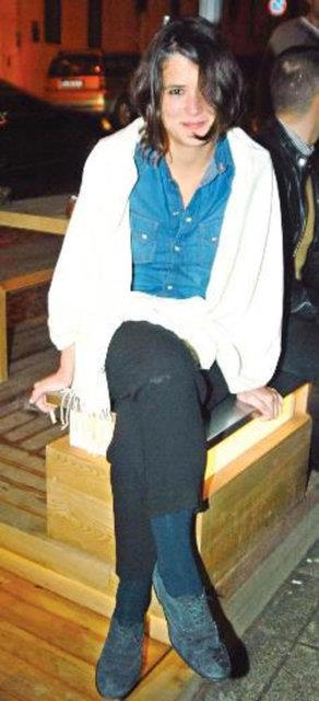 Elif Boyner (Cem Boyner&#8217;in kz): New York Parsons School of Design&#8217;da bir yl sanat eitimi aldktan sonra Paris&#8217;teki Parsons&#8217;a giderek eitimini orada tamamlad. Okulun yllk ortalama fiyat: 40.000 USD