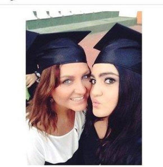 Melisa Ural (Sibel Can&#8217;n kz): London College of Communication&#8217;da iletiim okuyor. Okulun yllk ortalama fiyat: 13.000 GBP(Sterlin)