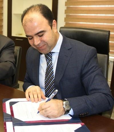 MZALAR ATILDI  anlurfa Bykehir Belediye Bakan Nihat ifti, anlurfa'nn gerek mimari yaps gerekse uzay mimarisinin harmanlanmasndan oluacak 'anlurfa Bilim Merkezi'nin kurulmasna ynelik protokol TBTAK yetkilileri ile imzalad.